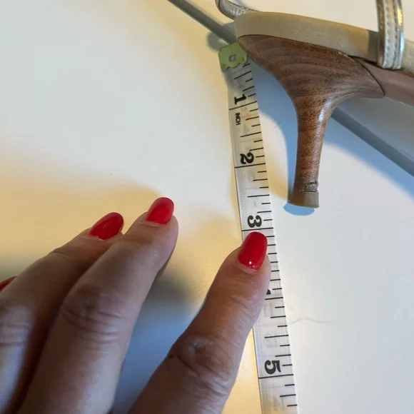 Salvatore Ferragamo Sandal Leather Sing-back - Picture 6 of 10